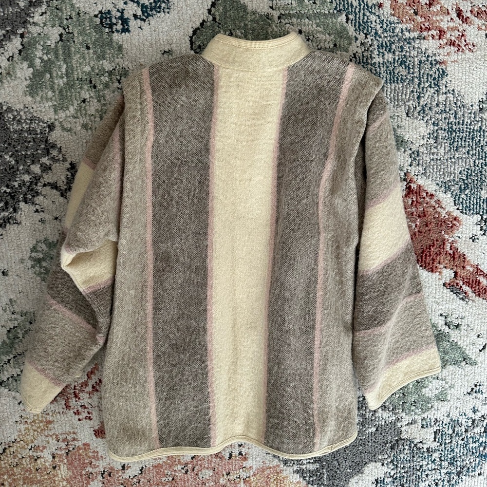 Vintage Berit Havre Vevstue Norway Women’s Pure Wool Coat Wide Sleeve size small - Picture 11 of 16